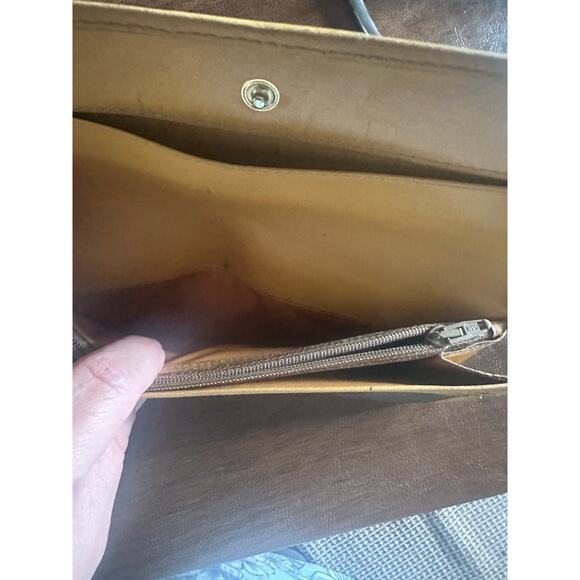 Celine Macadam Leather & PVC Long Snap Wallet Women's Luxury and Vintage - Picture 8 of 9